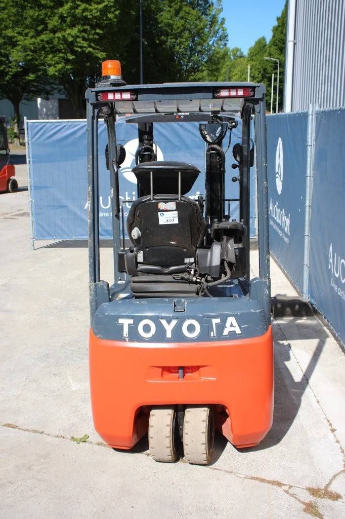 Forklift Toyota 8FBEK18T Electric 1800kg 3.0m 2016