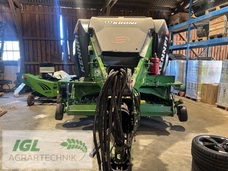 Krone BIG Pack 1270 XC Vorbaumulcher