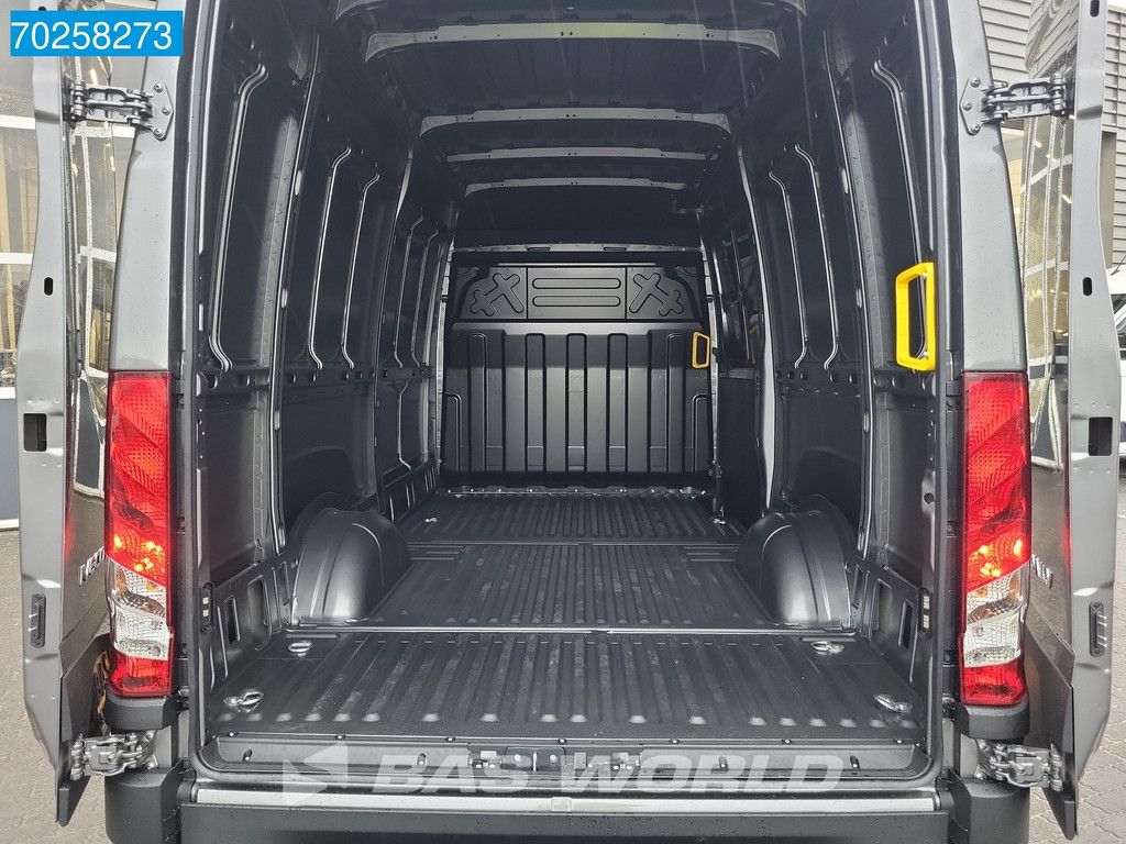 Iveco Daily 35S21 Automaat 2025 model L2H2 ACC LED CarPlay Velgen Camera 12m3 Klima