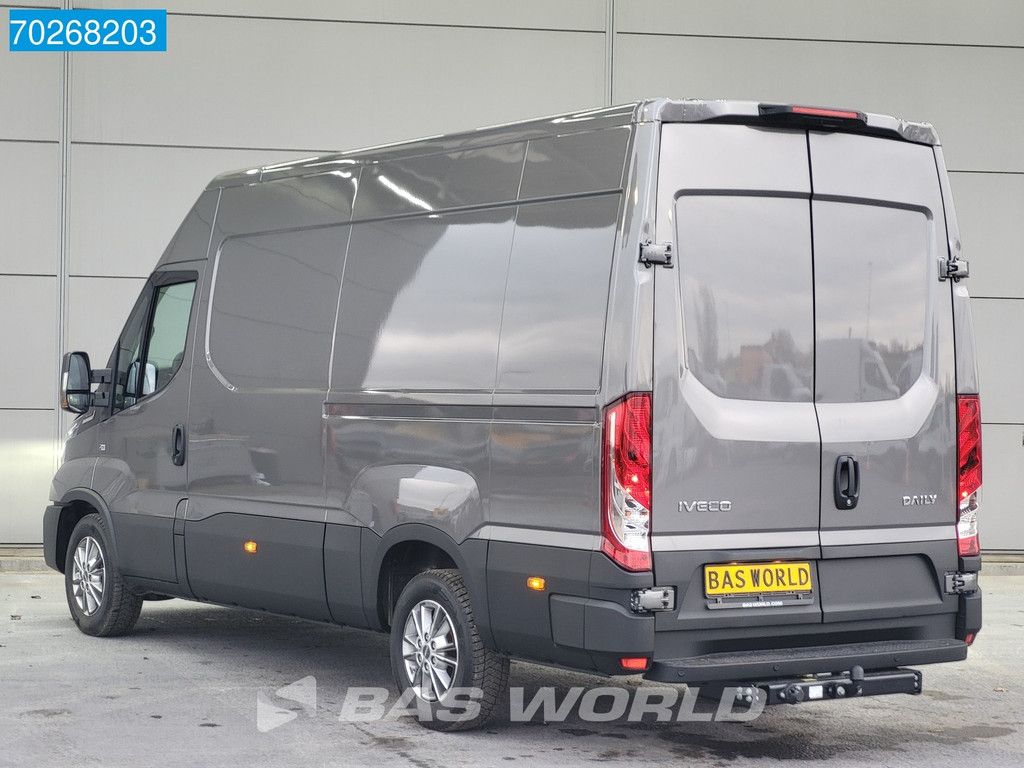 Iveco Daily 35S21 Automaat 2025 model L2H2 Trekhaak Tacho ACC LED CarPlay Velgen Camera 12m3 Klima AHK