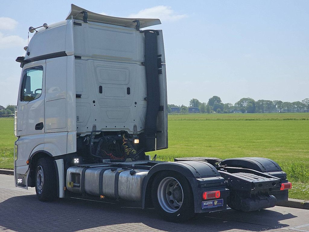 MERCEDES-BENZ ACTROS 1845 LS