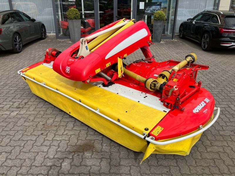 Pöttinger NovaCat X8 ED + NovaCat Alpha-Motion ED 301