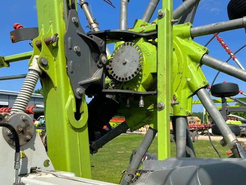 Claas LINER 1650 TWIN, 6-Rad-Fahrwerk