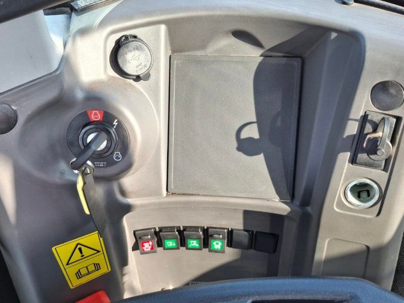 Claas Xerion 4000 T VC