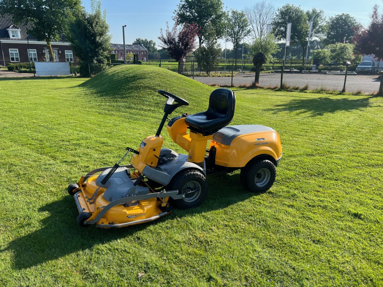 Stiga park silent Honda GCV530