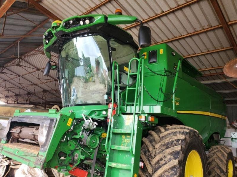 John Deere S780