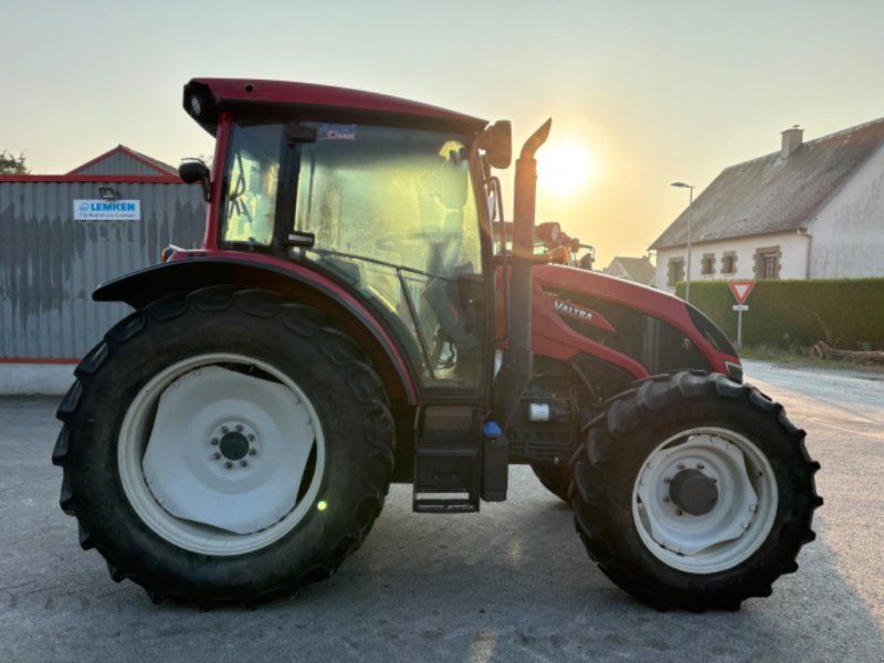 Valtra A104 Classic