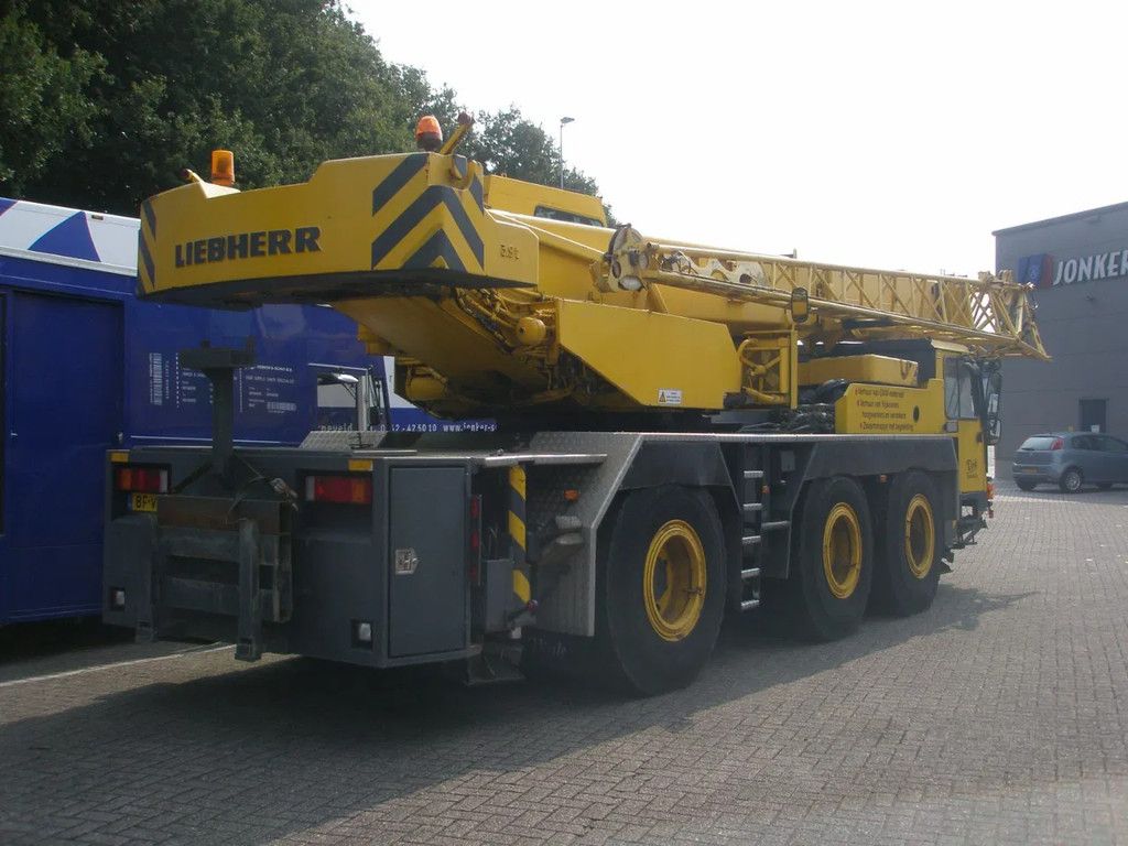 Liebherr LTM1040