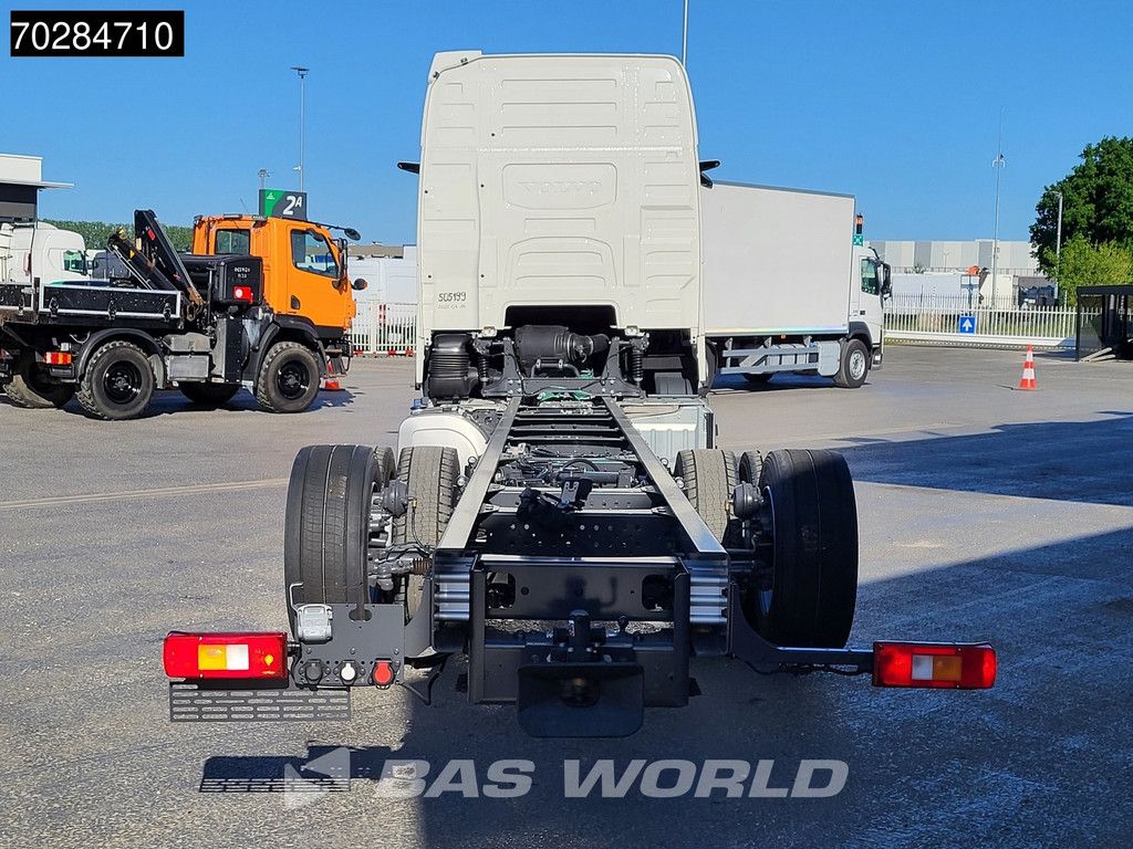 Volvo FH 62 R AERO 6X2 NEW Horsetruck chassis Lift+Lenkachse Dynamic Steering Mirror cam Euro 6