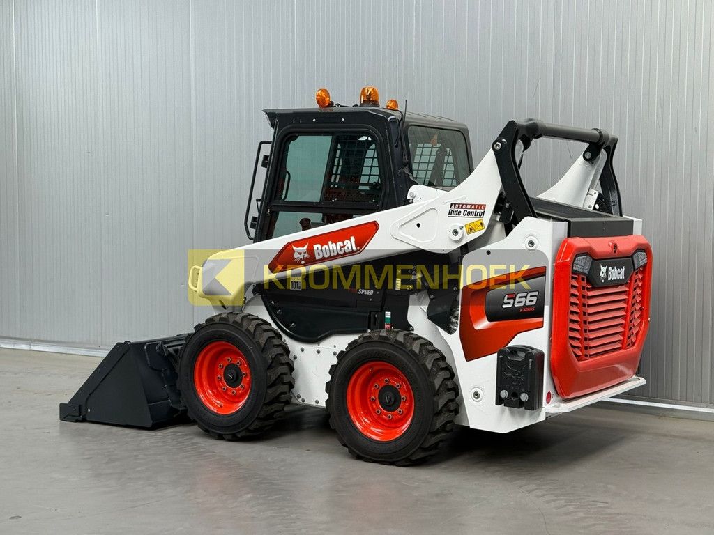 Bobcat S 66 High Flow Hand/Foot control KH8422