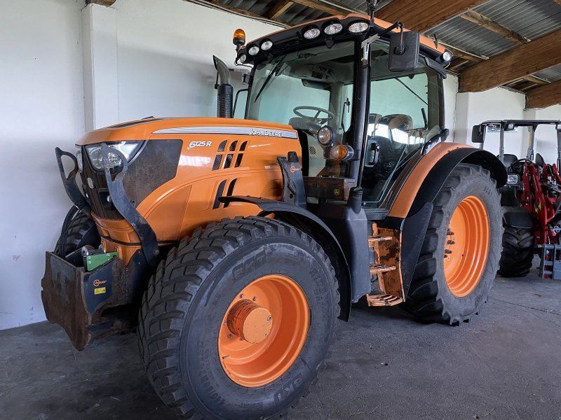 John Deere 6125R