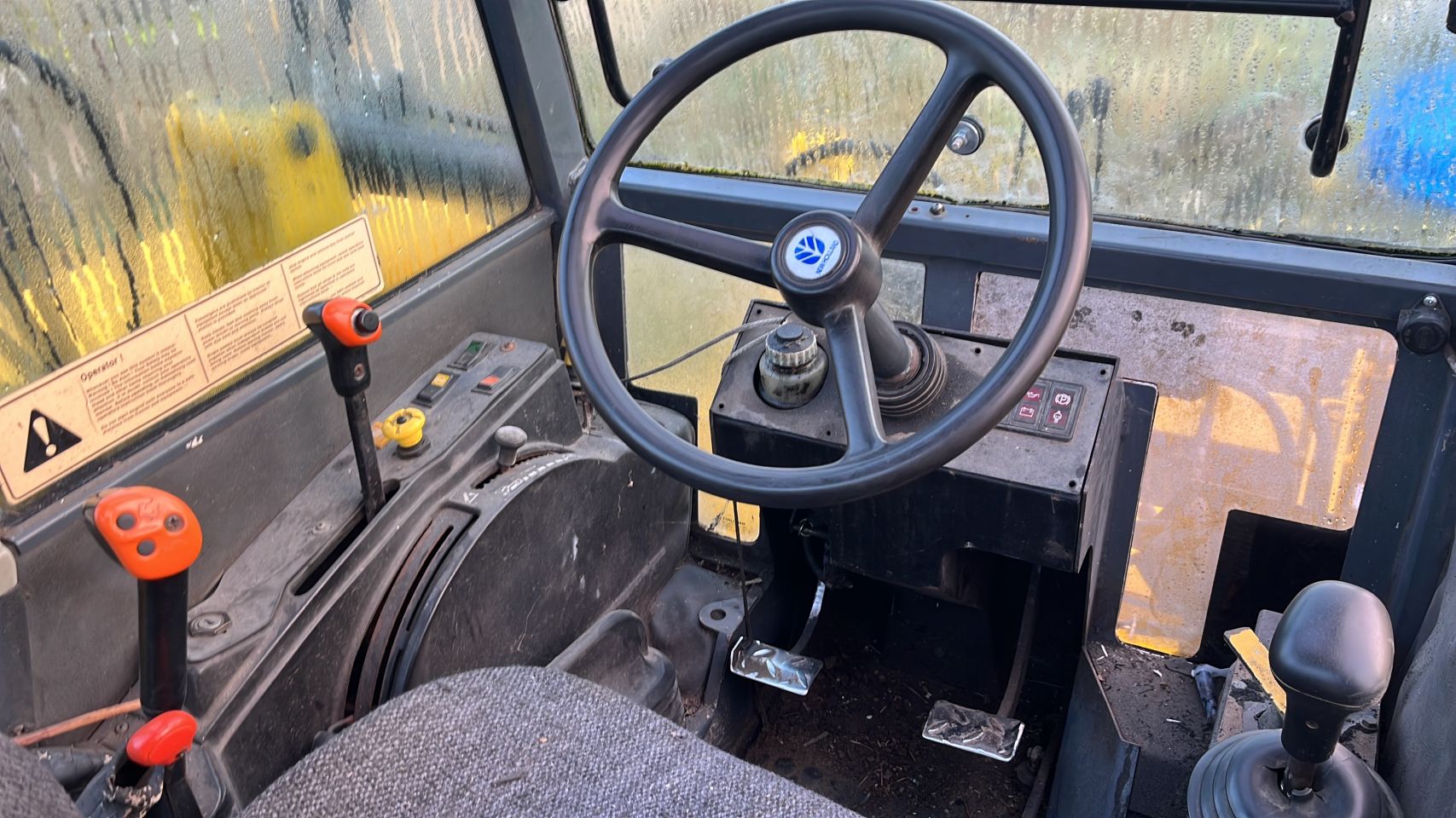 Newholland moffet 7840