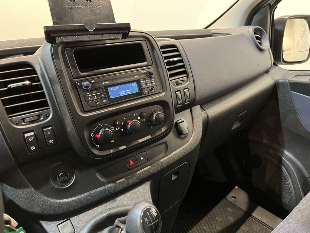 Opel Vivaro 1.6 CDTI L1H1 Servicebus / Inrichting / Euro 6 / Airco / Cruise Control / 3-Zits