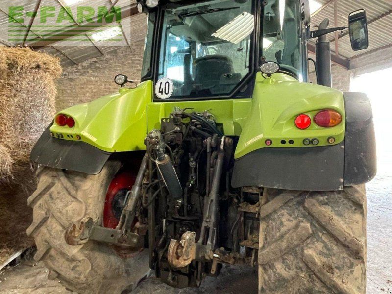 Claas ARION 640