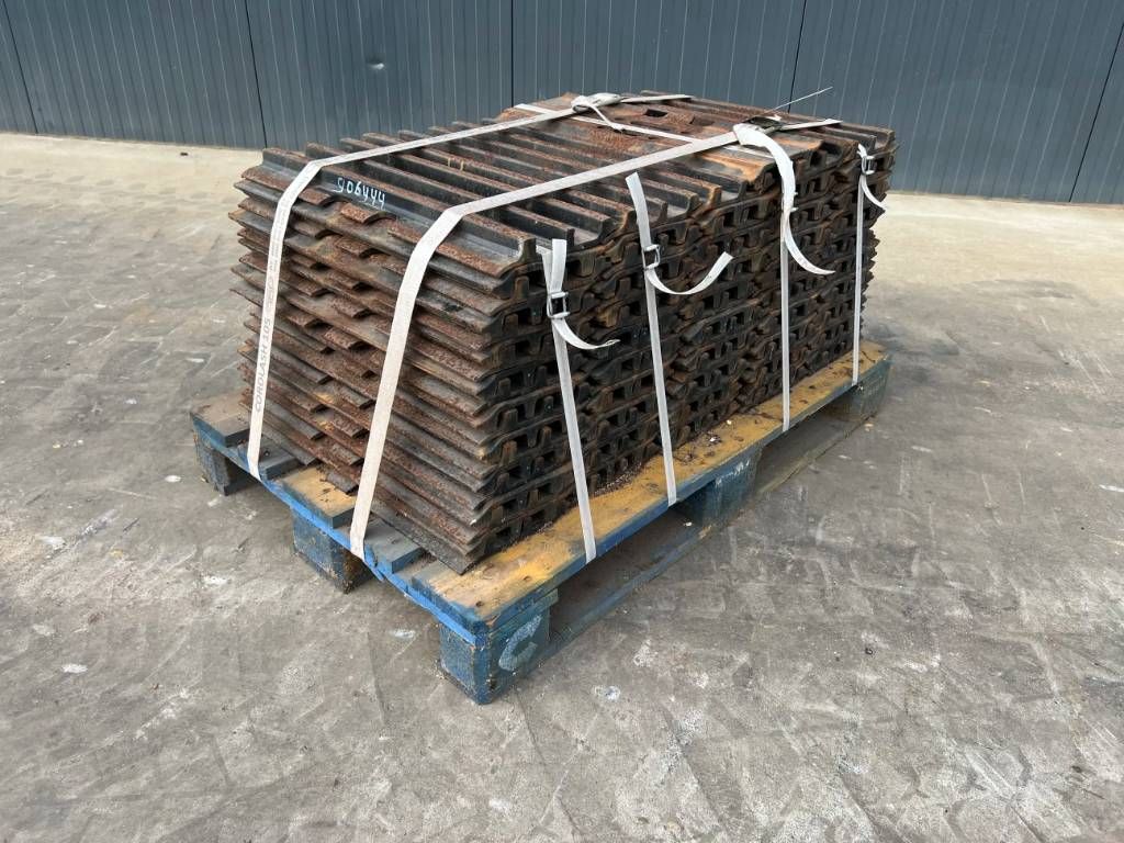 CAT 320D / 323D 3 Grouser 600mm