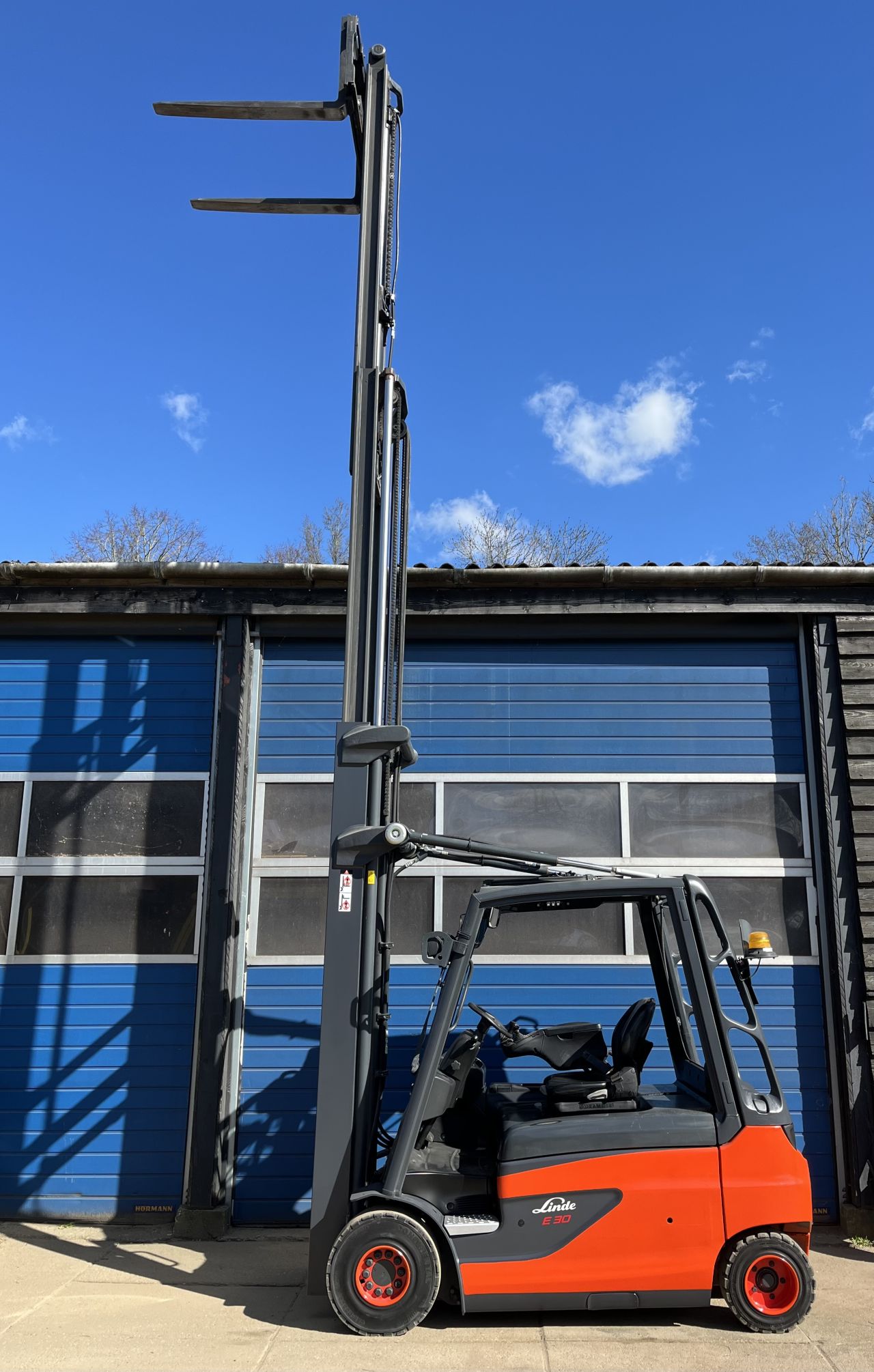 Linde E30L 2018 6455mm triplomast 5364 uur!