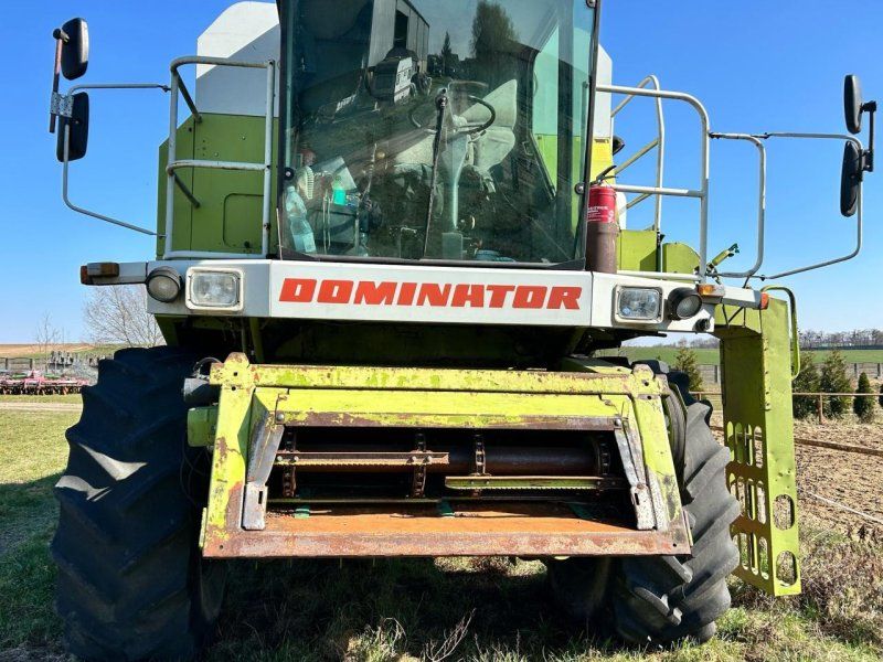 Claas Dominator 118