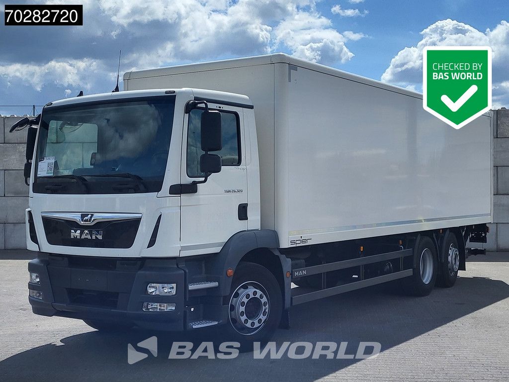 MAN TGM 26.320 6X2 2000kg Ladebordwand Automatic Lift+steering axle Navi Euro 6