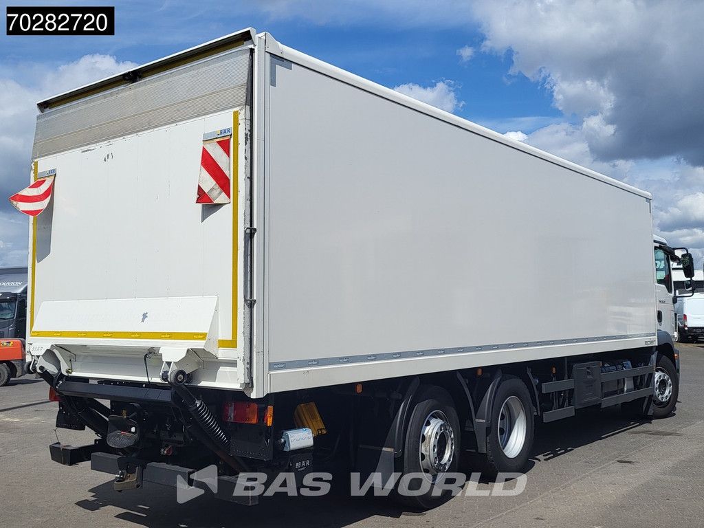 MAN TGM 26.320 6X2 2000kg Ladebordwand Automatic Lift+steering axle Navi Euro 6
