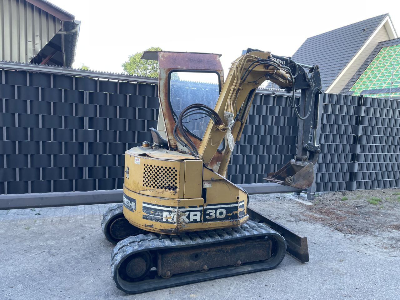 Mitsubishi MXR 30 mini graafmachine kubota hitachi yanmar bobcat