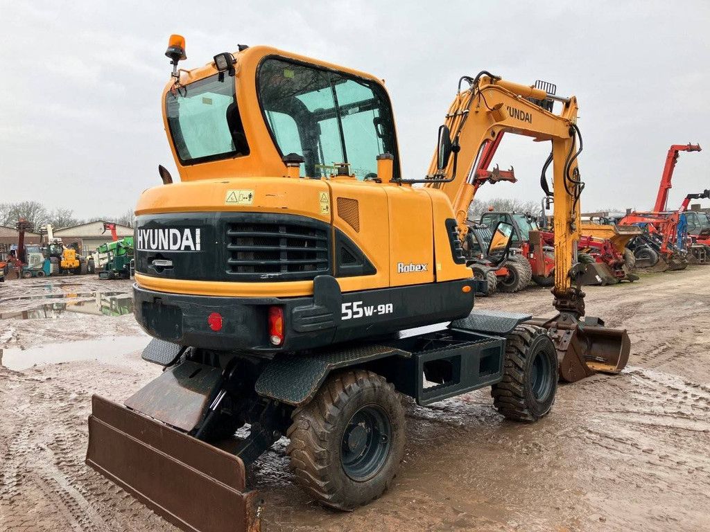 Wielgraafmachine Hyundai Robex 55W-9A Diesel