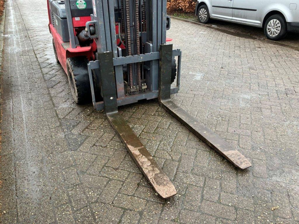 Heftruck Nichiyu FBC 30PN Elektrisch 3000kg