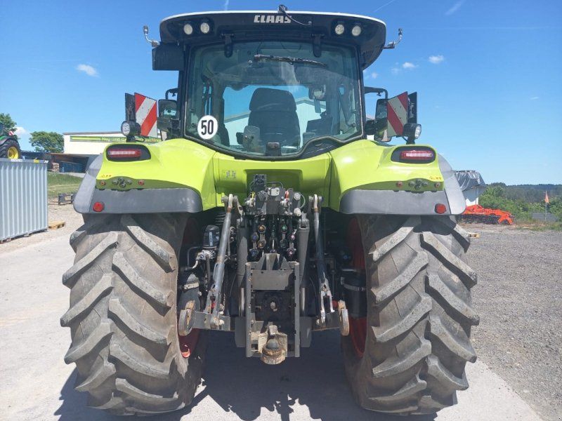 Claas Arion 660 CMATIC