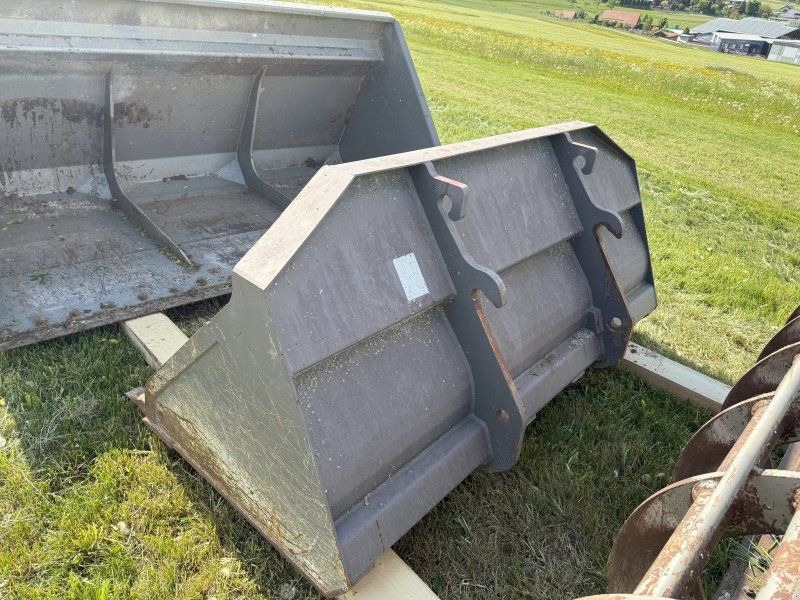 Kramer Erdschaufel 2500 mm