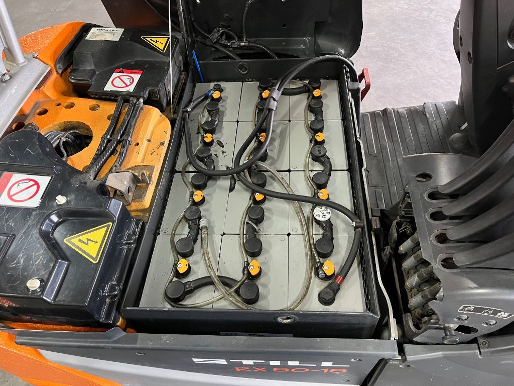 STILL RX50-15 Elektrische Heftruck met triplomast en Sideshift