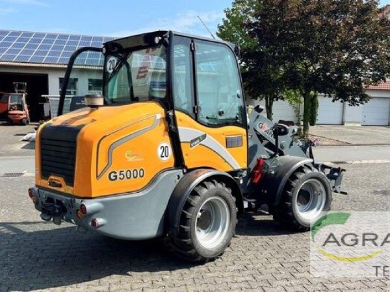 Giant G5000