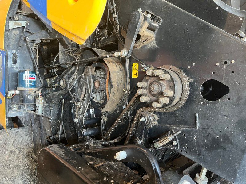 New Holland BB 1290 PLUS