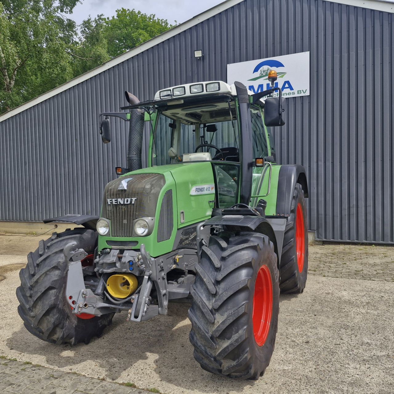 Fendt 412 vario com 3