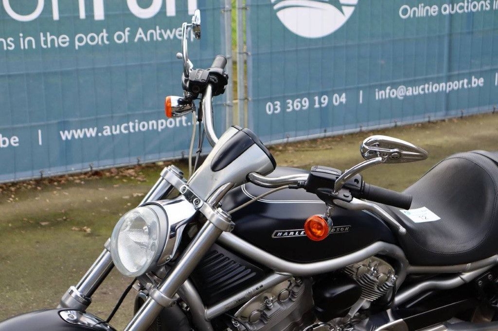 Motorrad Harley-Davidson V-Rod VRSC Benzin 2008