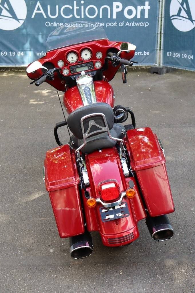 Motorcycle Harley-Davidson Street Glide Touring Petrol 2011