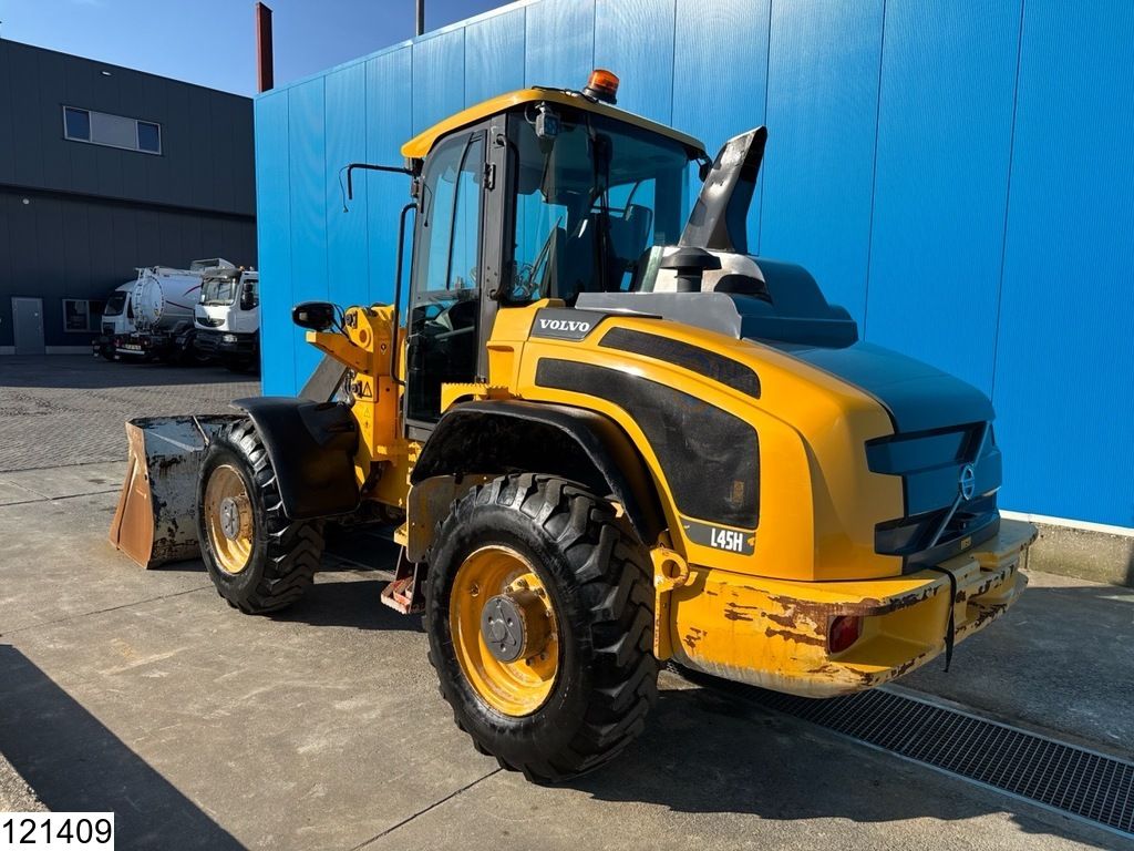 Volvo L45h 8670KG, 4750MM lifting height, 75KW