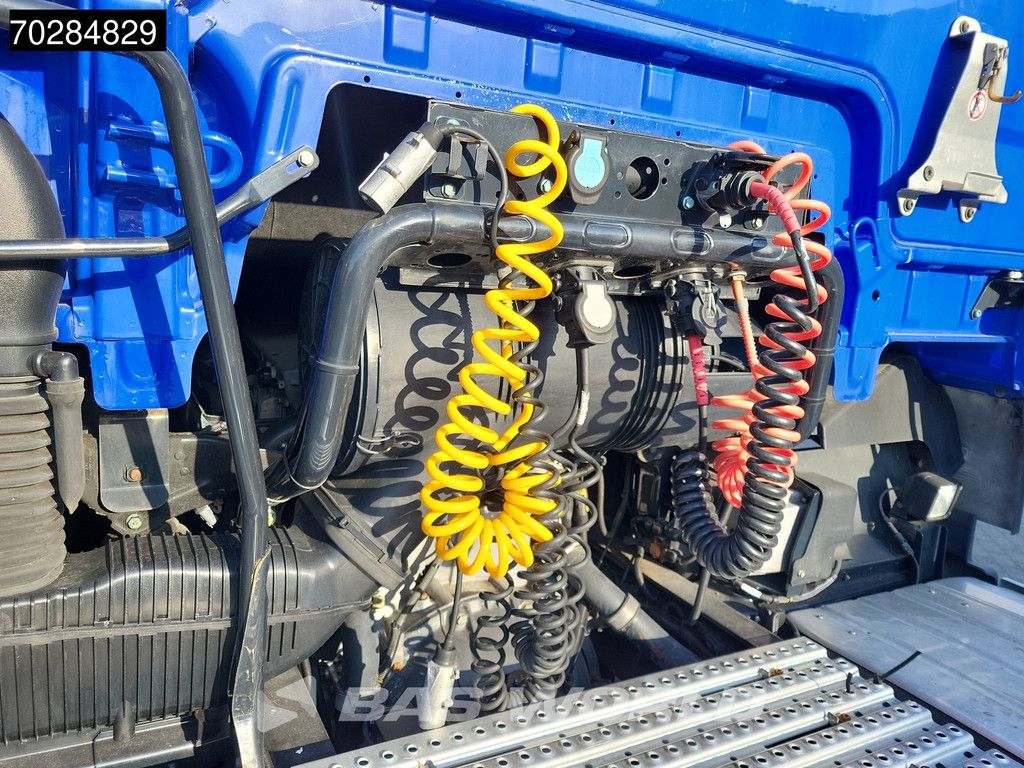 MAN TGX 18.460 4X2 XLX Mega 2x Tanks Retarder ACC Euro 6