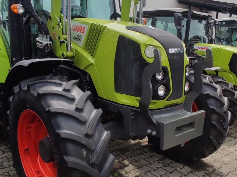 Claas Arion 420