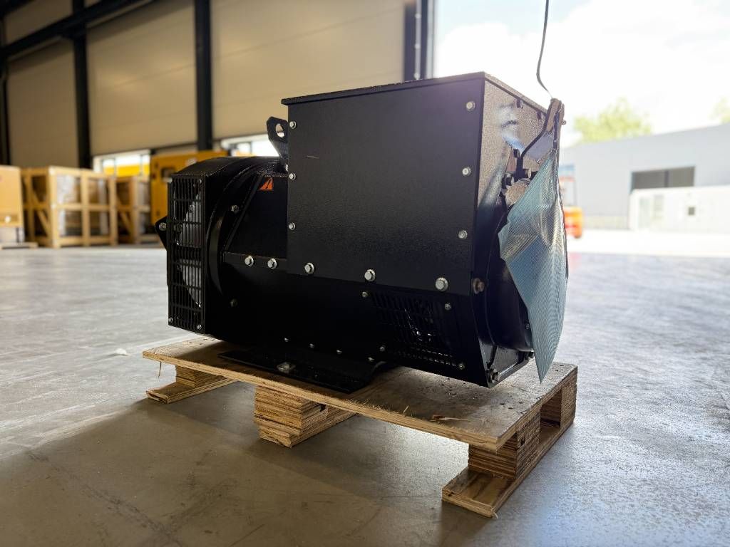 DPX CJ224G - 85 kVA Alternator - DPX-33905