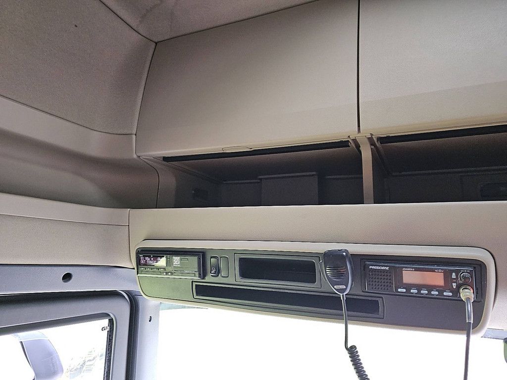 SCANIA R580 manual ret. leather