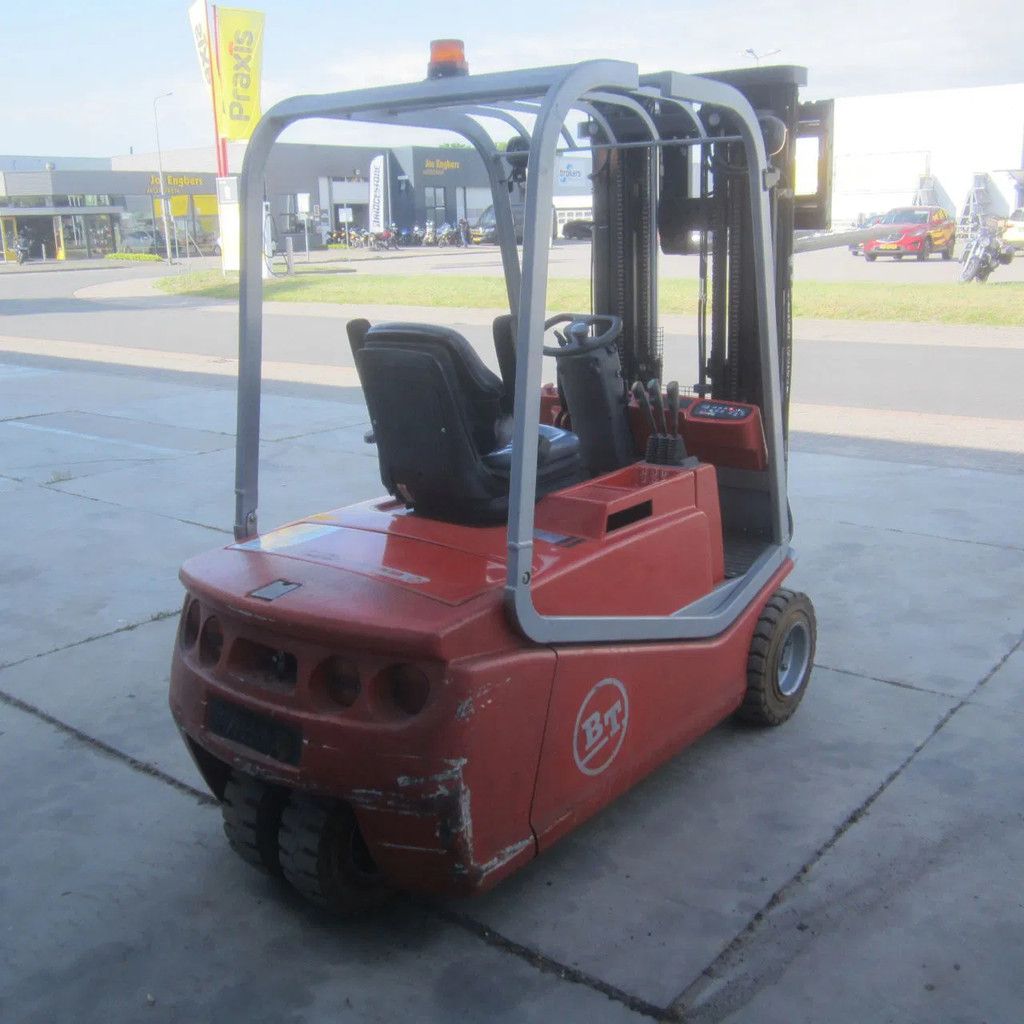 BT C3E200, elektrisch, triplomast, Side shift.