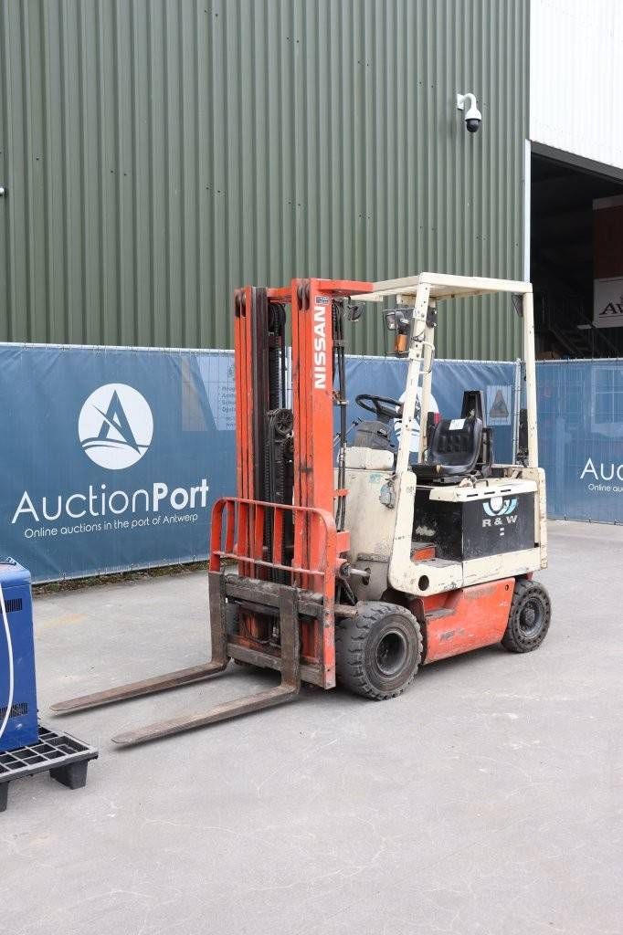 Gabelstapler Nissan UM01L18U Elektro 1750kg 4,75m