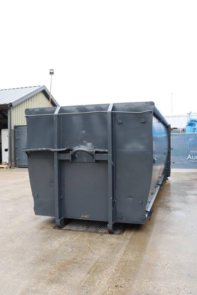 All-in Waste Container 30m³