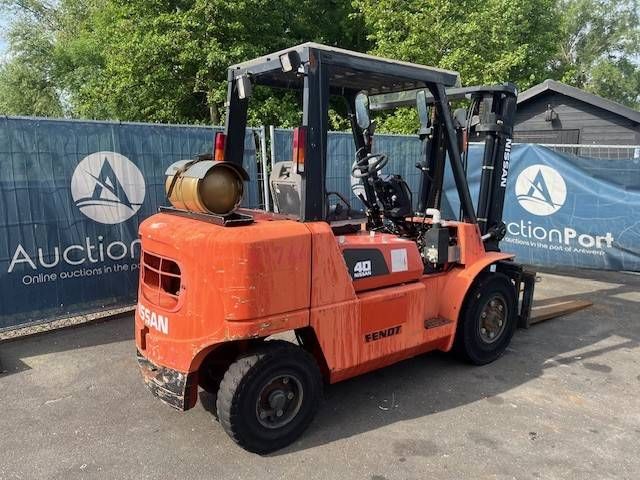 Forklift Nissan 40 LPG 4000kg 2006