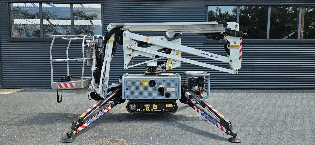 Hinowa OIL EN STEEL octopussy 14 spinhoogwerker