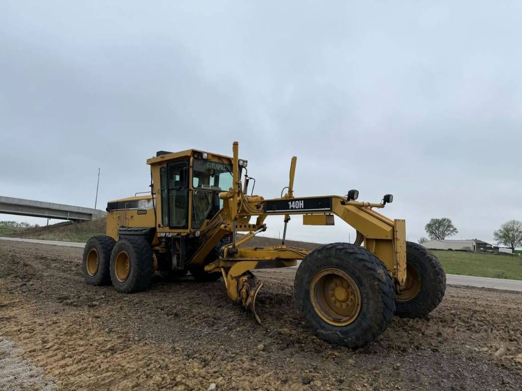 CAT 140H