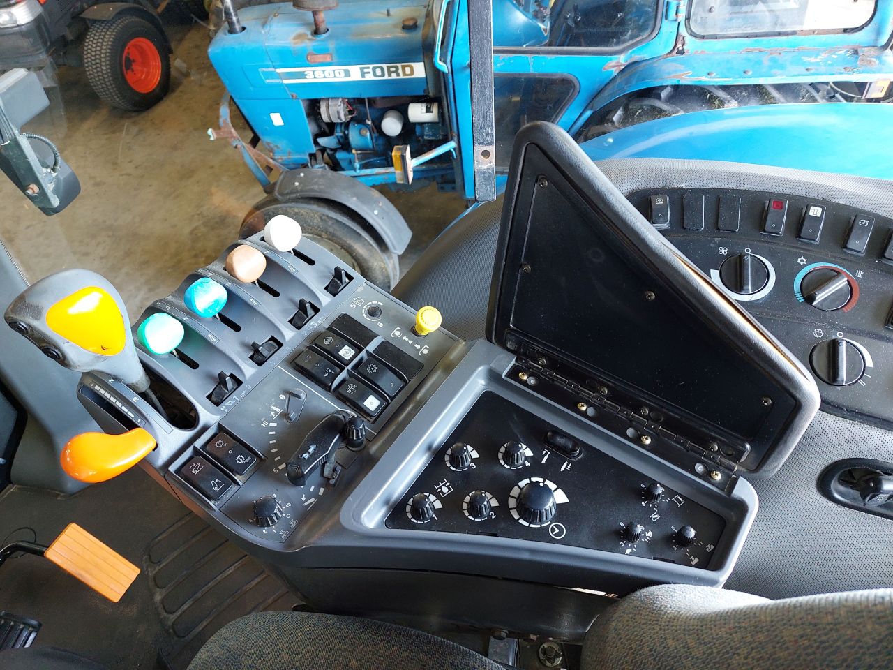 New Holland TG 255 !!! 4099 uur !!!