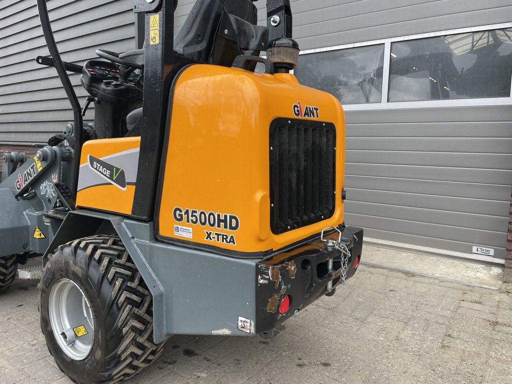 Giant G1500 HD X-TRA minishovel BJ 2021 182 uur MARGE