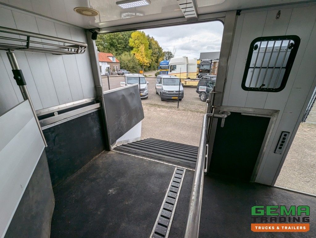 MAN TGL 12.250 4x2 Euro5 EEV RC HorseTruck - 2a3 Paards - 135.000km - MARGE (V821)