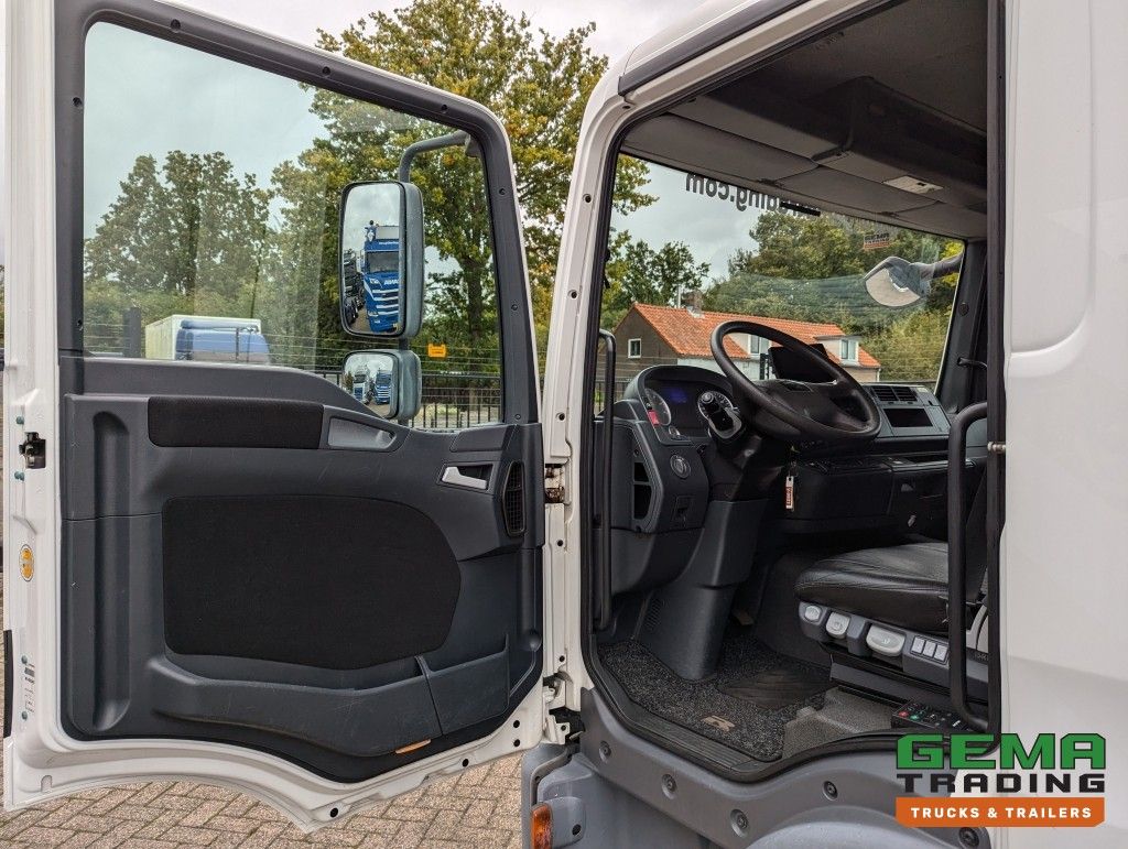 MAN TGL 12.250 4x2 Euro5 EEV RC HorseTruck - 2a3 Paards - 135.000km - MARGE (V821)