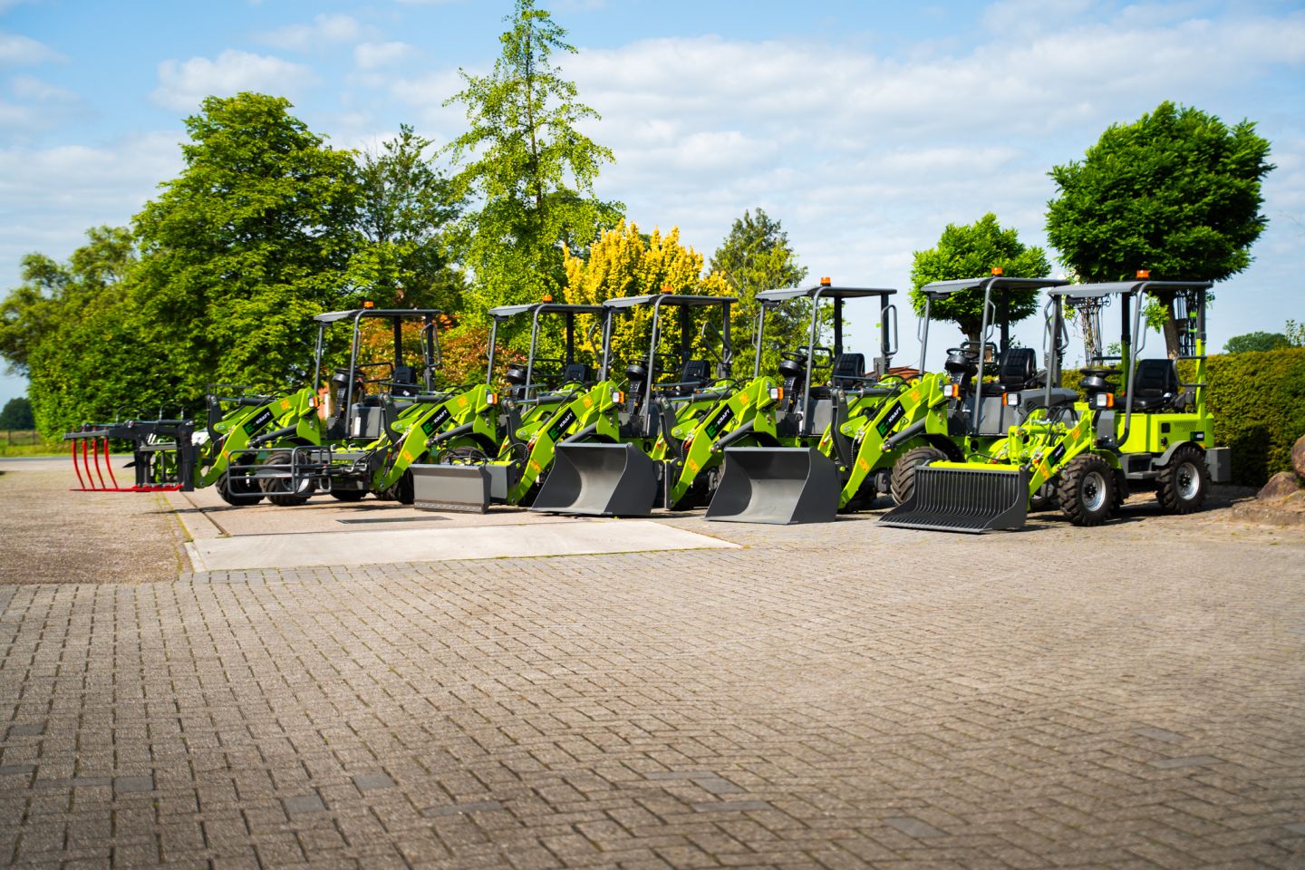 E-Kraft elektrische mini shovel wiellader weideman knikmops